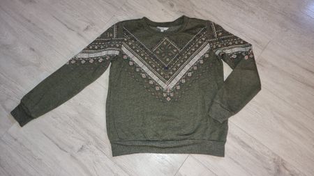 Schöner Damenpullover, Grösse M top Zustand 