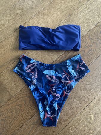 Wunderschönes Bikini in Blau mit Muster Gr M Neu