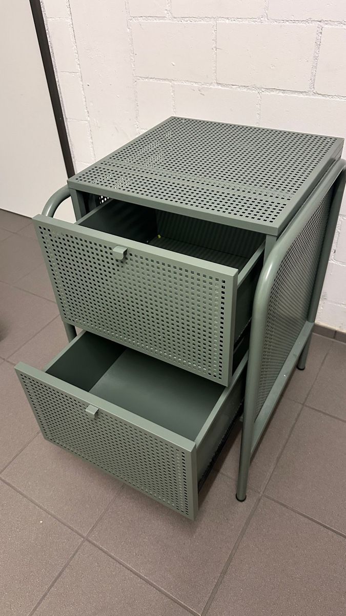 Ikea Nachttische: Nachttischli Ikea – Gebraucht aus Frauenfeld von Aleynaz