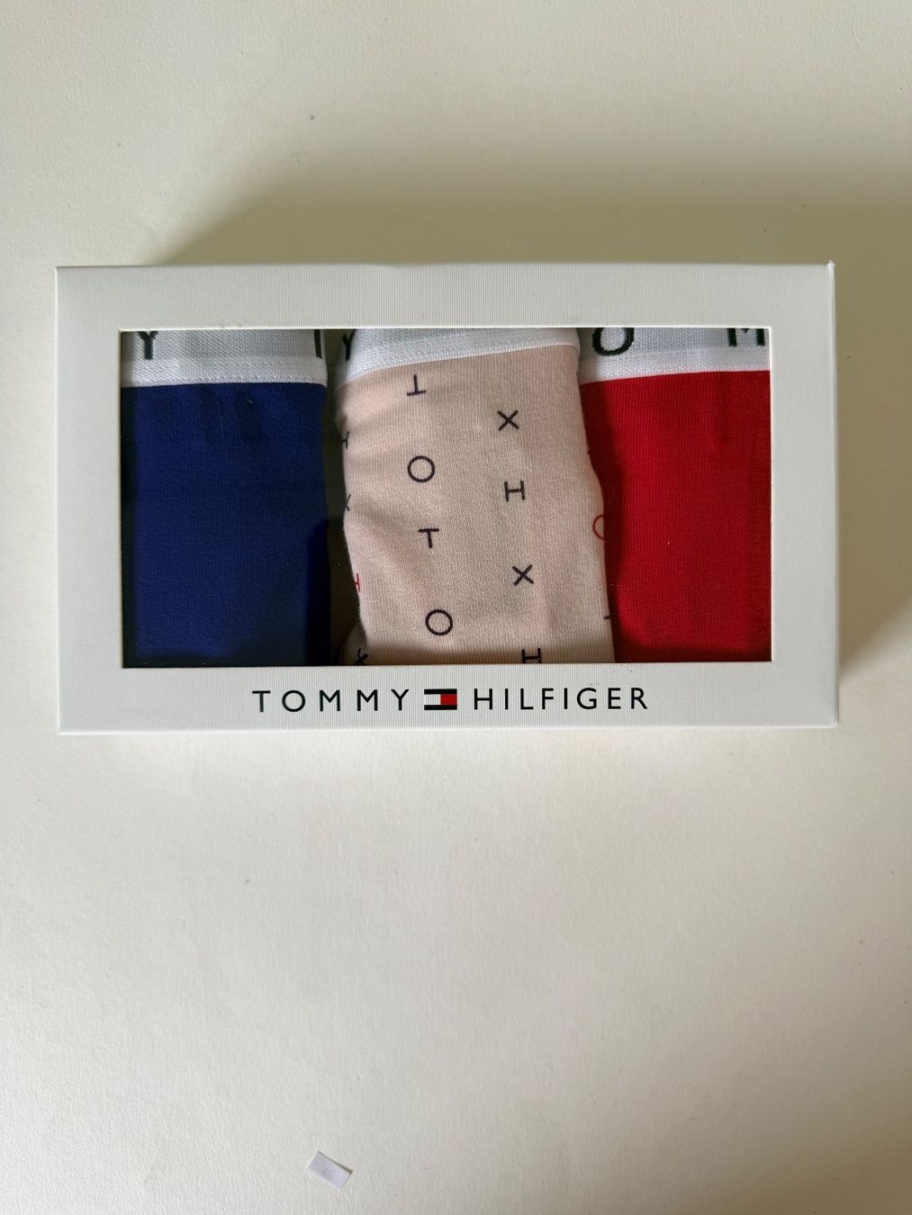 Tommy Hilfiger Altra biancheria intima: TOMMY HILFIGER, String, Grösse XS, 3 Stück – Nuovo e nell'imballaggio originale da Rudolfstetten venduto da gst_g7xl