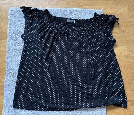 Damen Top Tupfen Schwarz Grösse XL