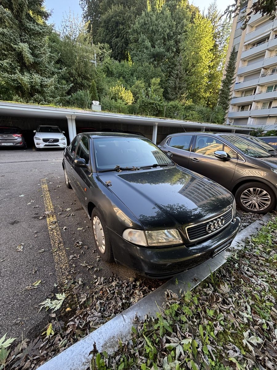 Audi Automobili: Audi A4 2.8L V6 1995 – Usato da Kriens venduto da Bananee 5