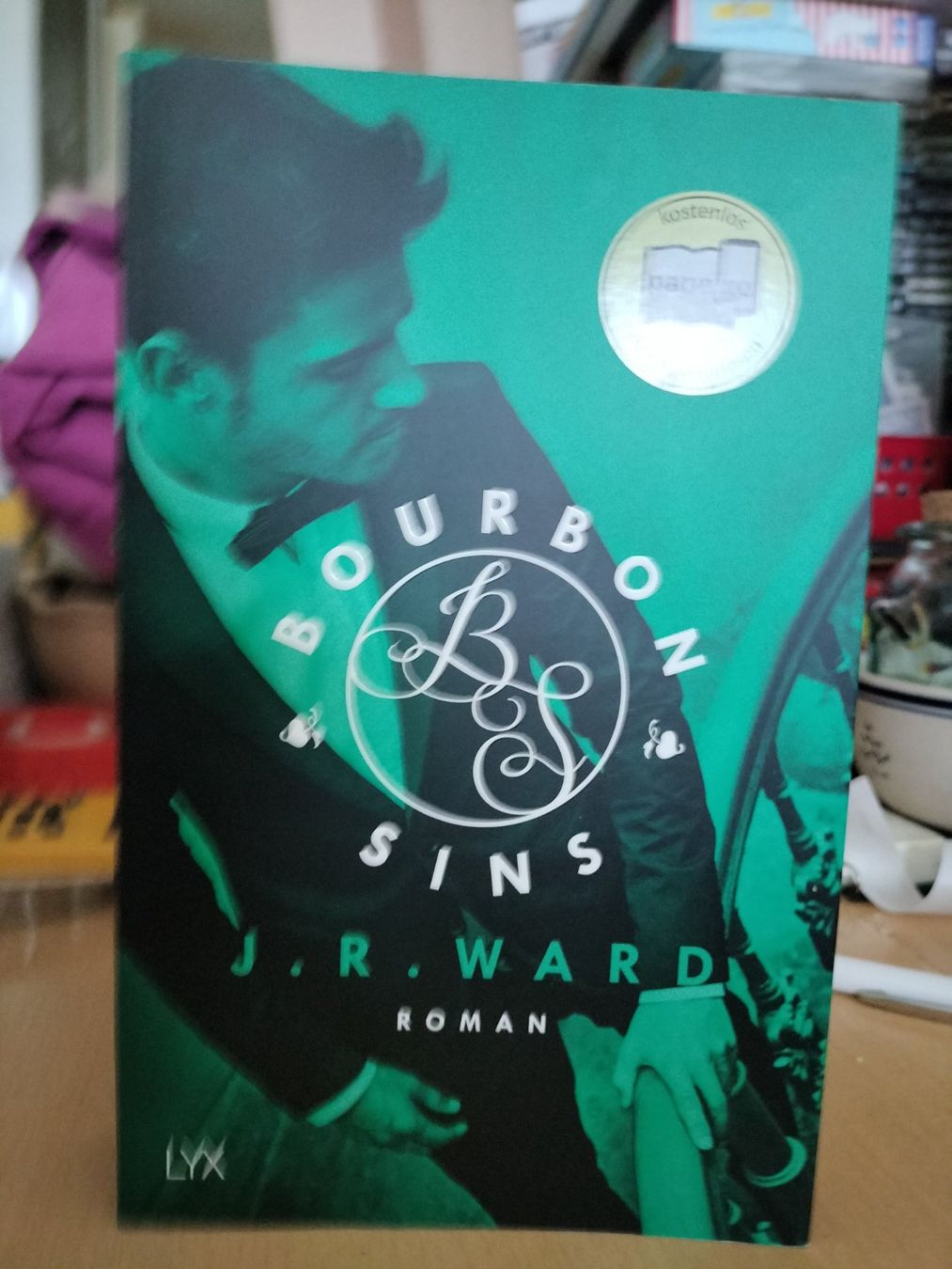 Libri: BOURBON SINS – Usato da Heimberg venduto da Rockenrol