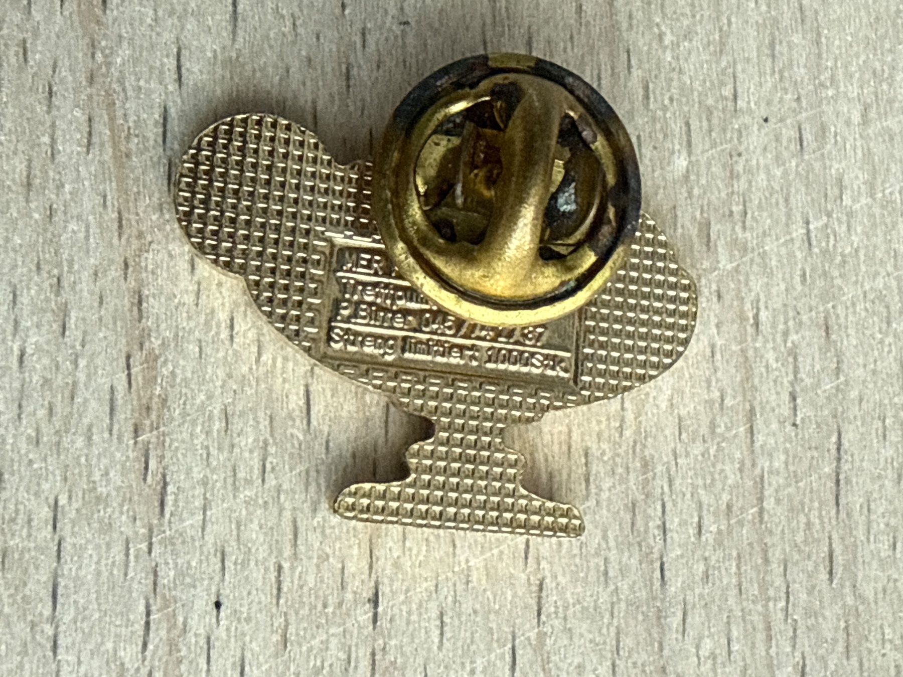 Placchette & Badge: Pin Cafe Pic Triengen – Usato da Glattbrugg venduto da Schweigmatt 1