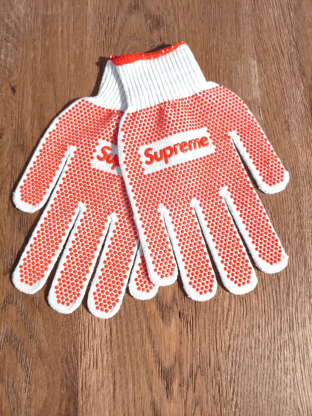 Supreme Handschuhe & Handstulpen: Supreme gloves – Neu und originalverpackt aus Zürich von gds90 1