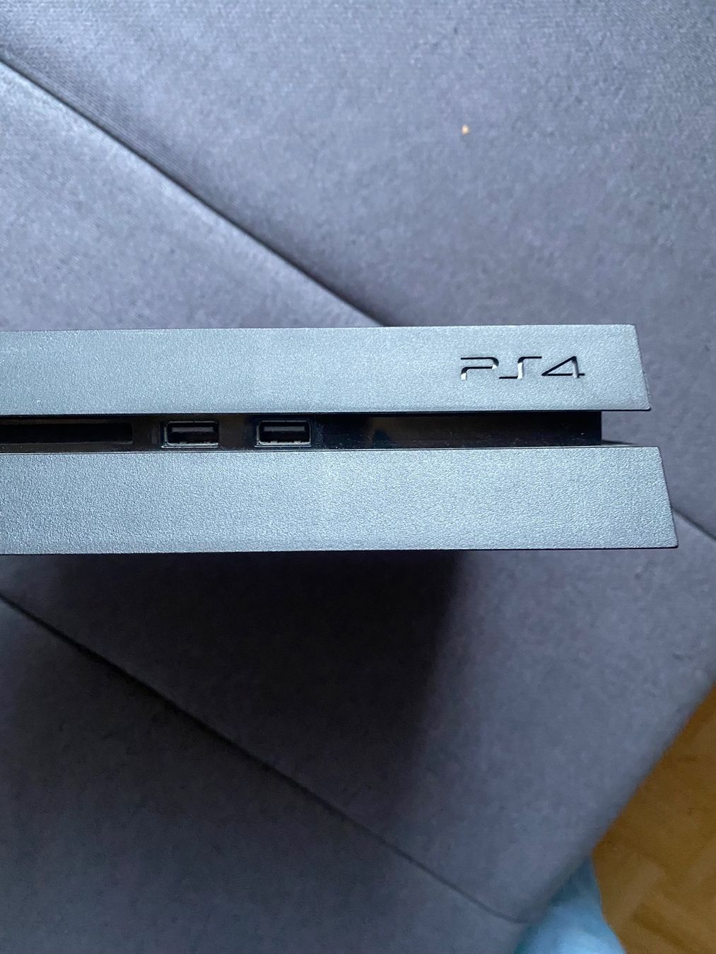 Sony Konsolen: PS4 mit Mafia Trilogy ab 1 sFr. – Gebraucht aus Oberburg von Hoifreak 3