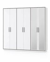 Modernen und neuen Kleiderschrank