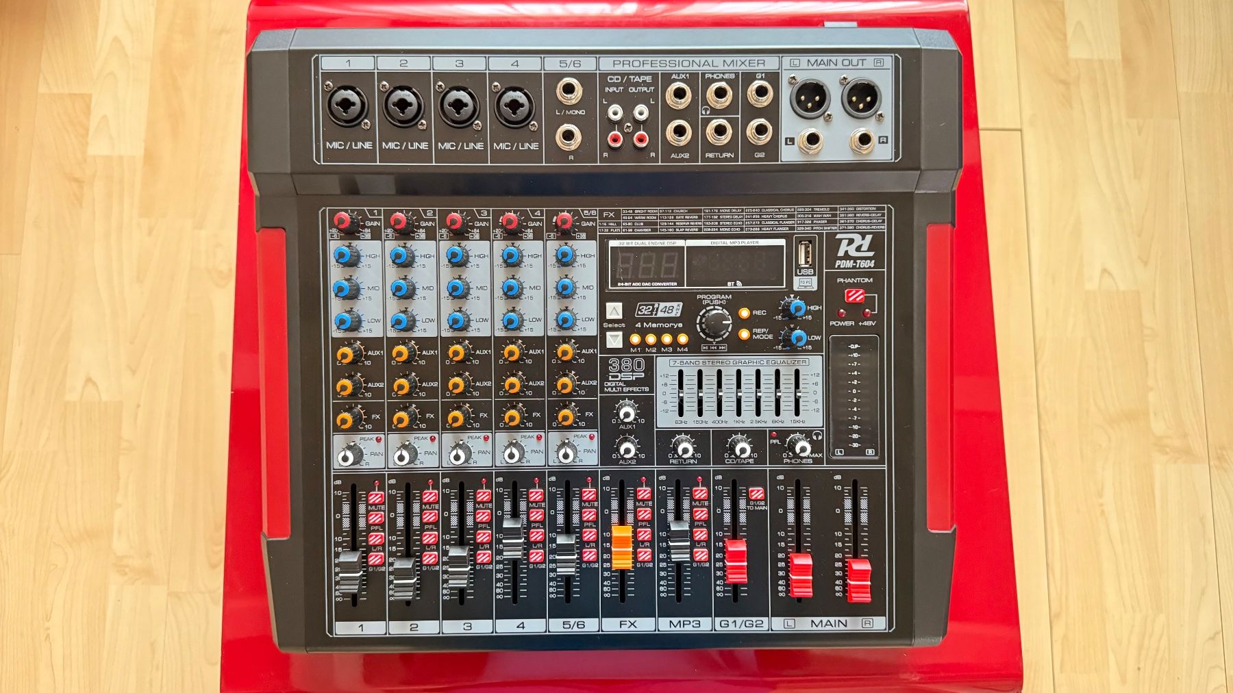 Console di mixaggio: Power Dynamics Mischpult PDM-T604 – Usato da Balsthal venduto da Privat-Person