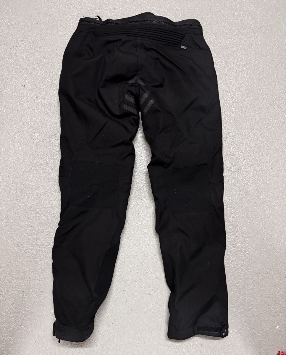 Vanucci Pantaloni: Motorradhose Damen von Vanucci – Nuovo (secondo la descrizione) da Kappel am Albis venduto da Menazee 1