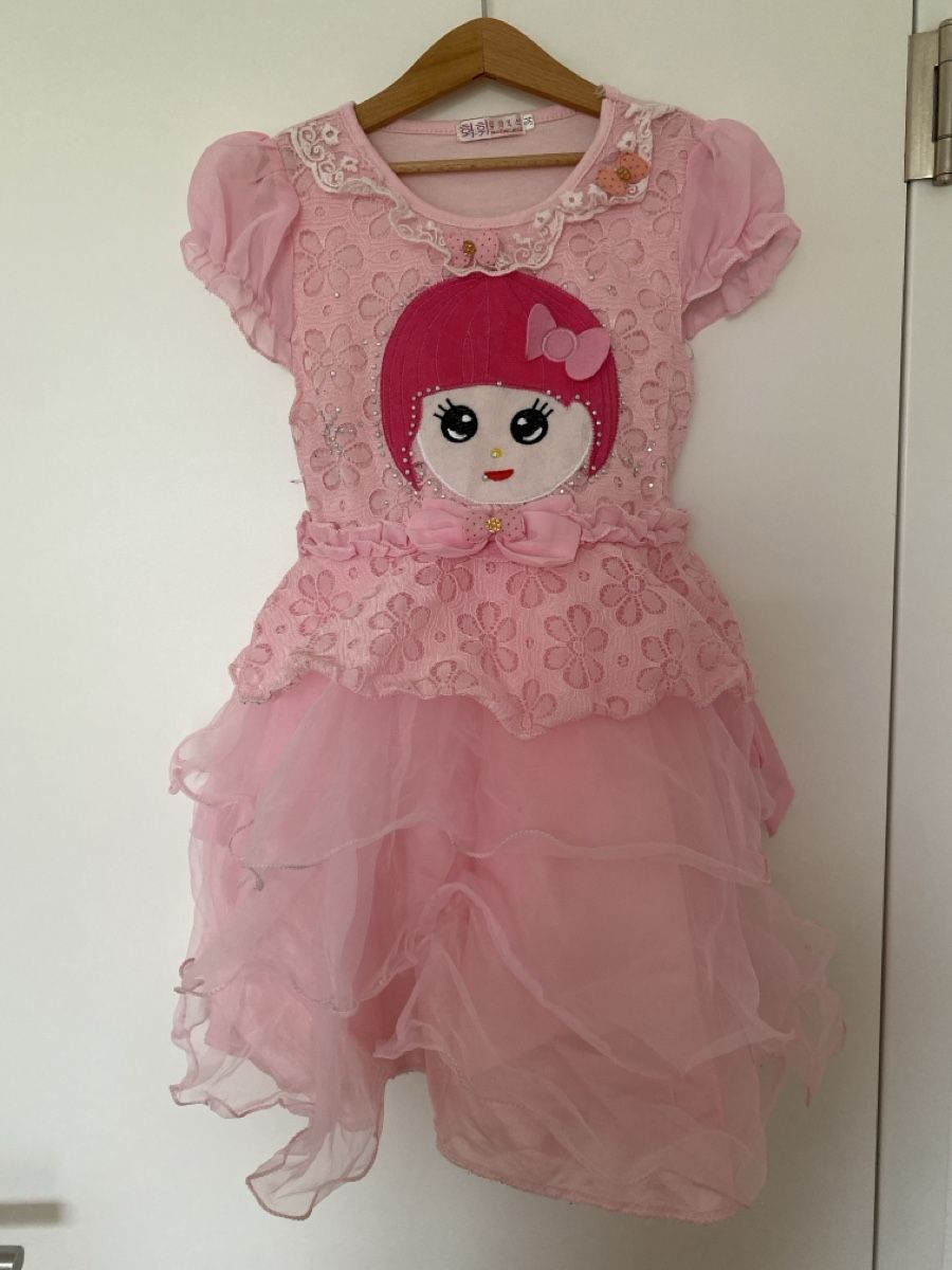 Vestiti & Gonne: Manga Kleid ca. Grösse 110 – Usato da Zumikon venduto da Teuchter