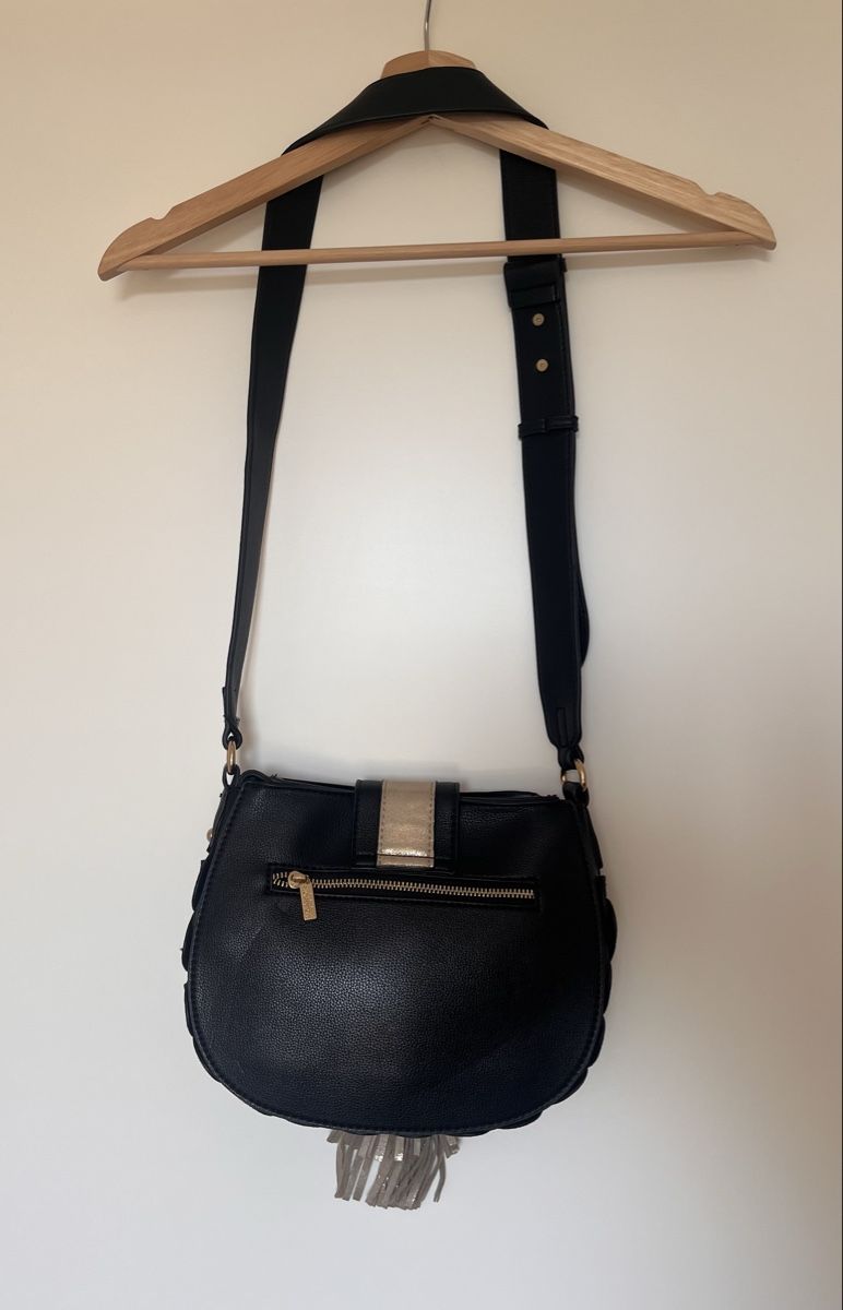 Sacs femmes: Schultertasche  – D'occasion à Basel par fra_z5gc 1
