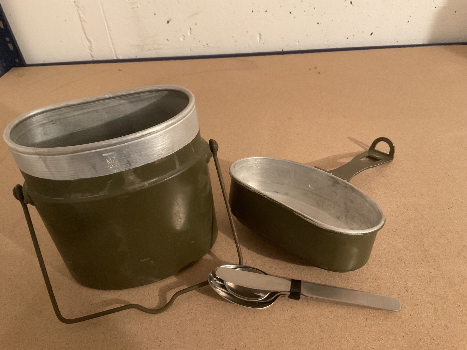 Geschirrsets: alte Militärgamelle – Gebraucht aus Solothurn von huesi78