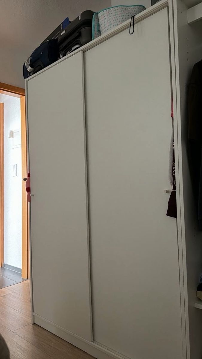 Ikea Armadi: Zwei IKEA Schränke – Usato da St. Gallen venduto da ain_7vm9