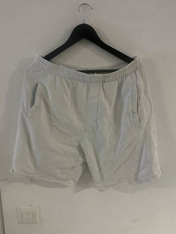 Pantaloni: kurze Shorts – Usato da Kriens venduto da seeungeheuer67