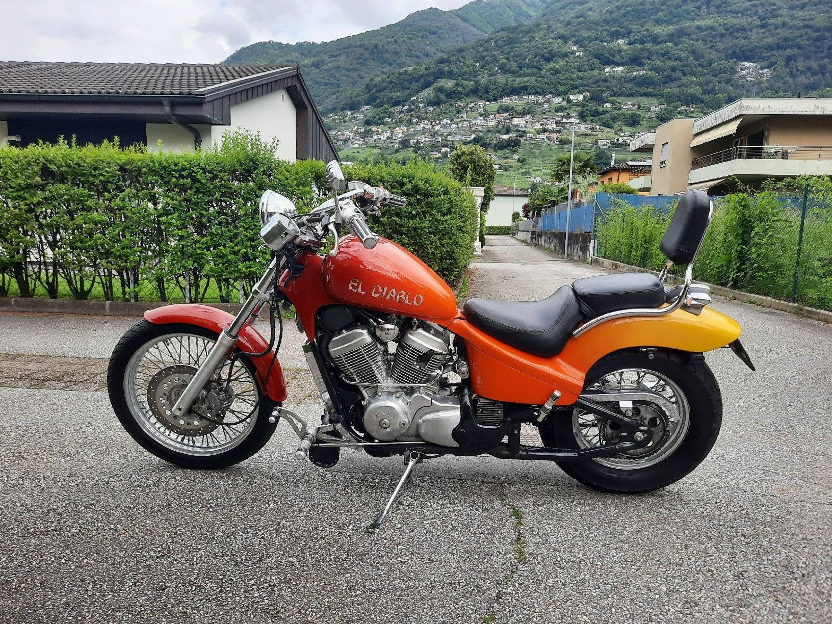 Honda Chopper: Honda Shadow VT600 – Usato da Cugnasco venduto da Pierretan 2