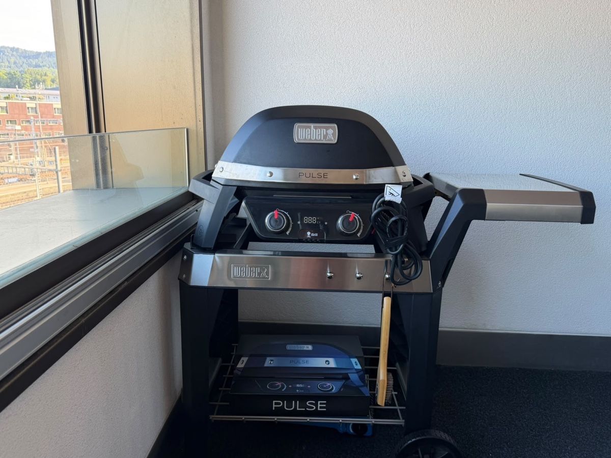 Grills: Weber Pulse 2000 – Gebraucht aus Rotkreuz von CeLicA-