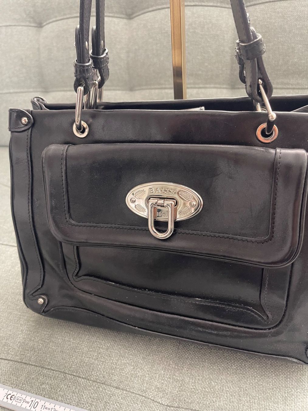 Bally Taschen für Damen: Schwarze Bally Handtasche aus Leder – Gebraucht aus Cham von pri_9ktk 1