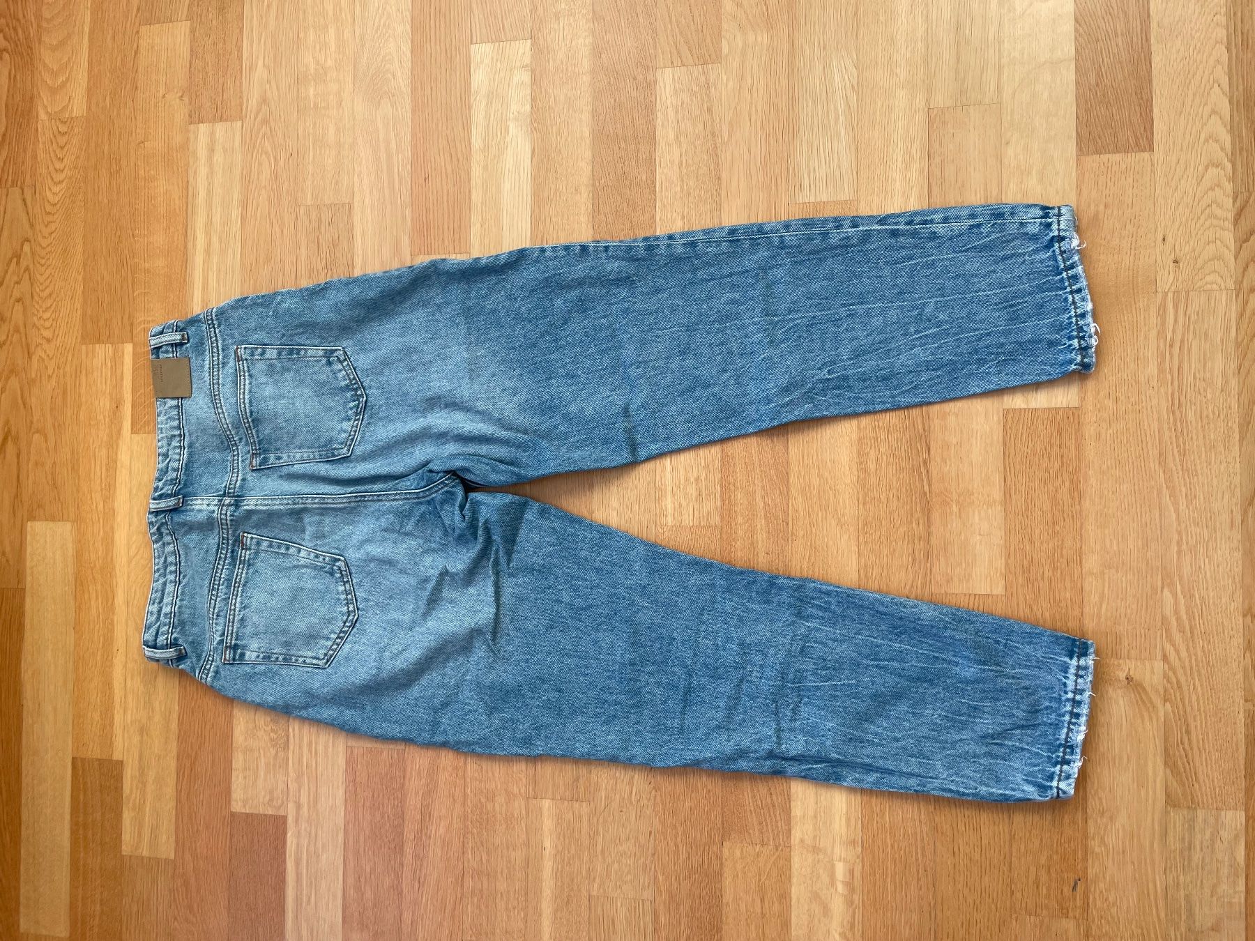 Jeans: Reserved Jeans, Gr. 40, hellblau, Top Zustand – Usato da Seewen SO venduto da bikers17 2