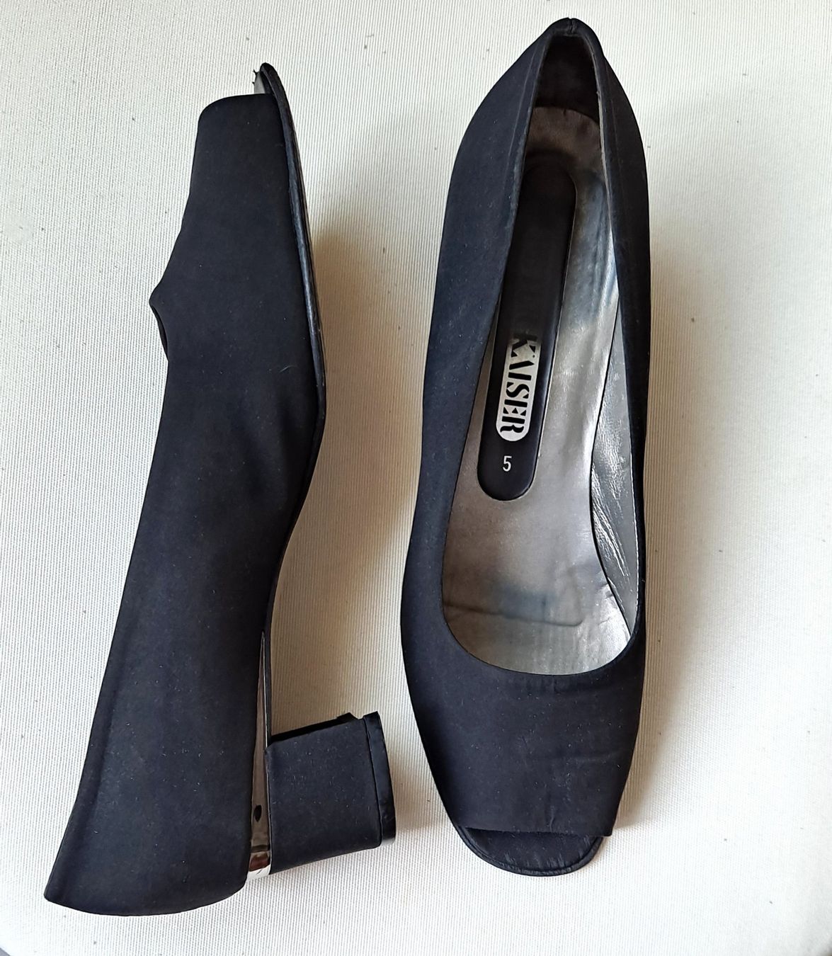 Kaiser Scarpe da donna: Peter Kaiser Pumps  Gr. 5, 38 – Usato da Liestal venduto da Mas-Y-Mas 1