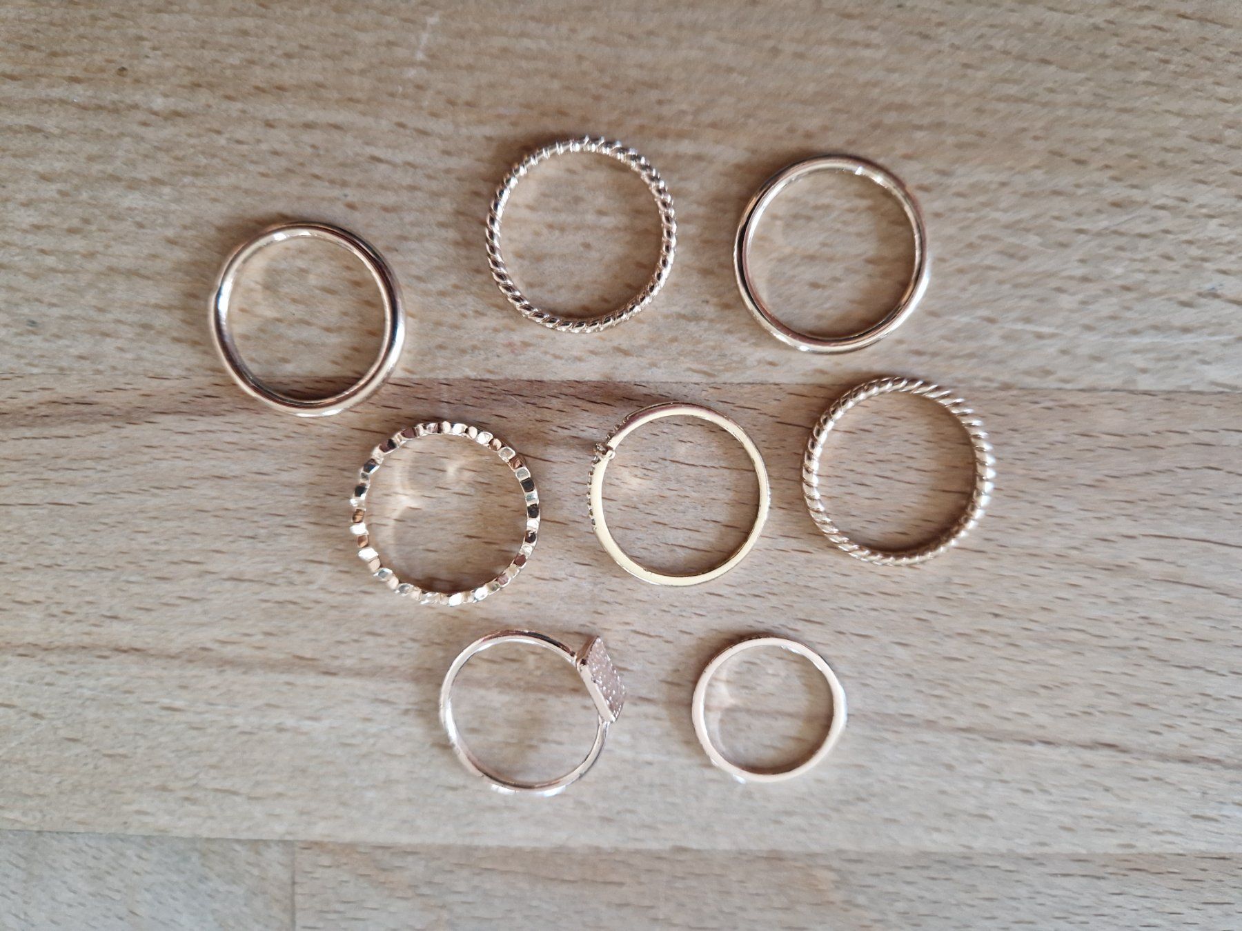 Anelli: Set Ringe (8 Stück) – Usato da Däniken SO venduto da ali_z5pd