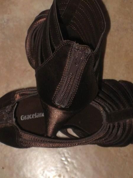 Dosenbach Scarpe da donna: Sandalette / Pumps braun schimmernd Grösse 37 – Nuovo (secondo la descrizione) da Füllinsdorf venduto da Schlupp 2