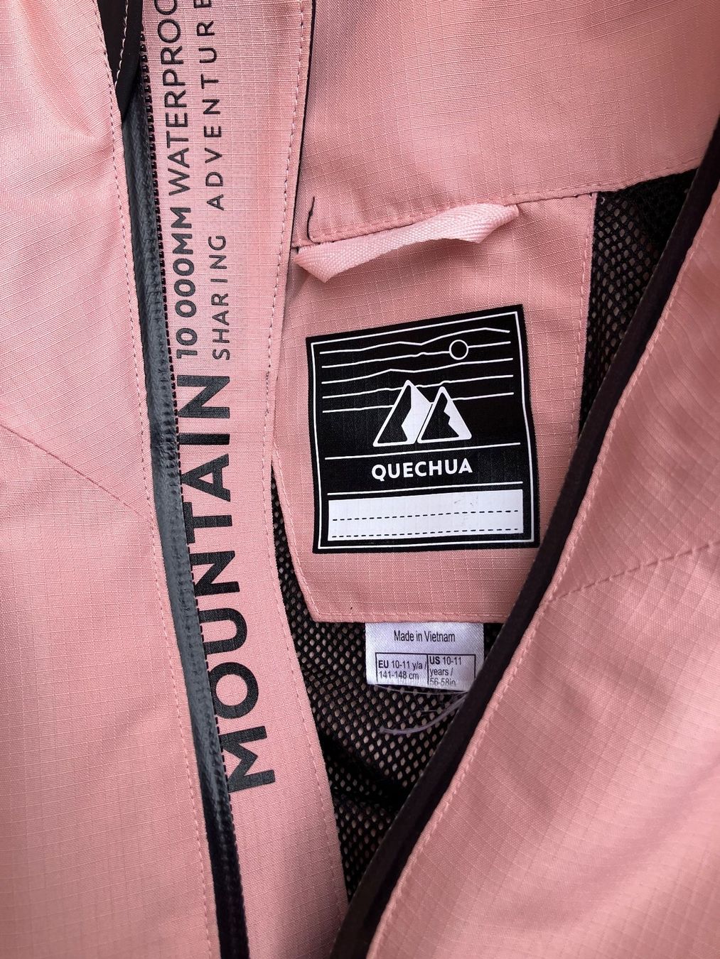 Decathlon Jacken & Mäntel: Regenjacke QUECHUA – Gebraucht aus Wichtrach von mryter01 3