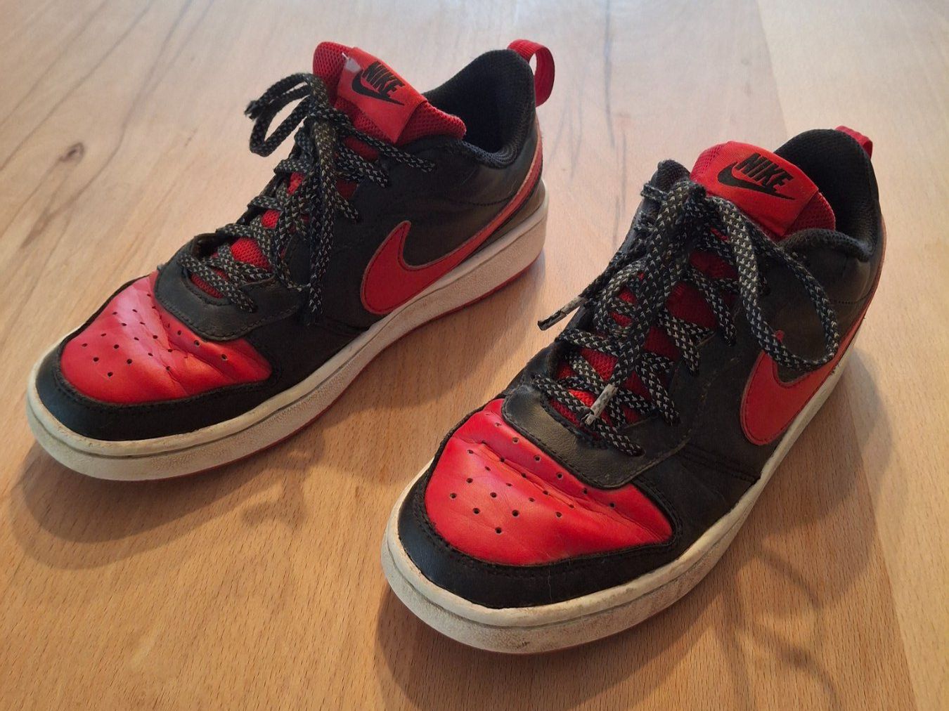 Nike Scarpe da uomo: Halbschuhe v. Nike, Gr. 37.5 – Usato da Bilten venduto da pelanov