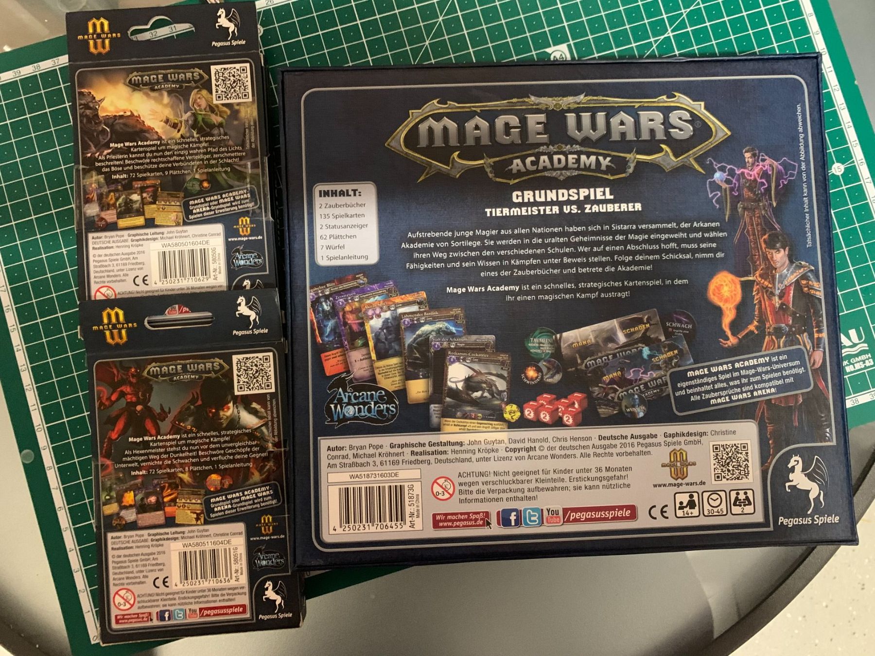Pegasus Spiele Spiele: Mage Wars Academy plus 2 Decks – Gebraucht aus Zug von Starkeente 4