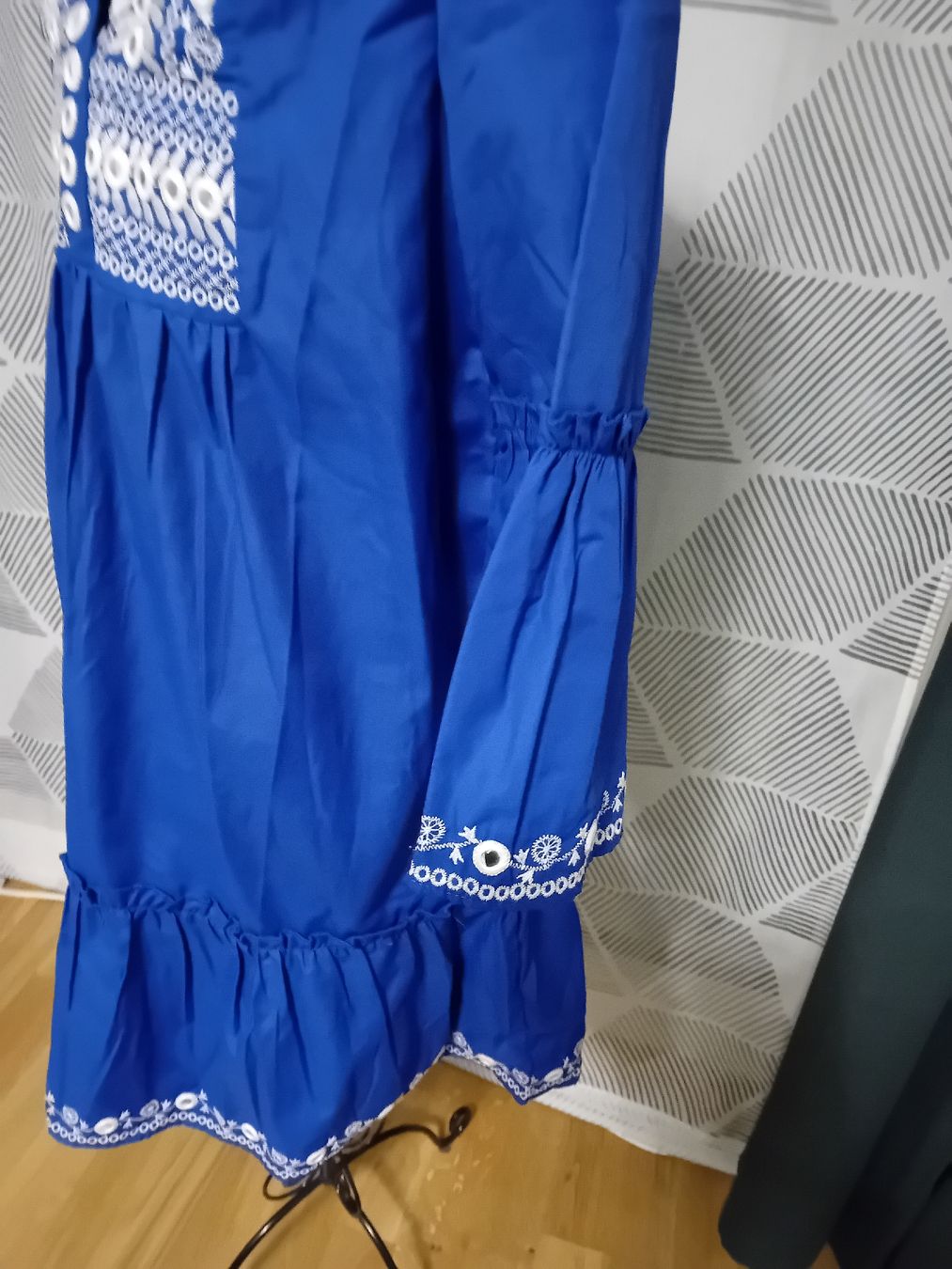 Vestiti: kleid von Sfera gr S – Nuovo (secondo la descrizione) da zürich venduto da janjaz 1