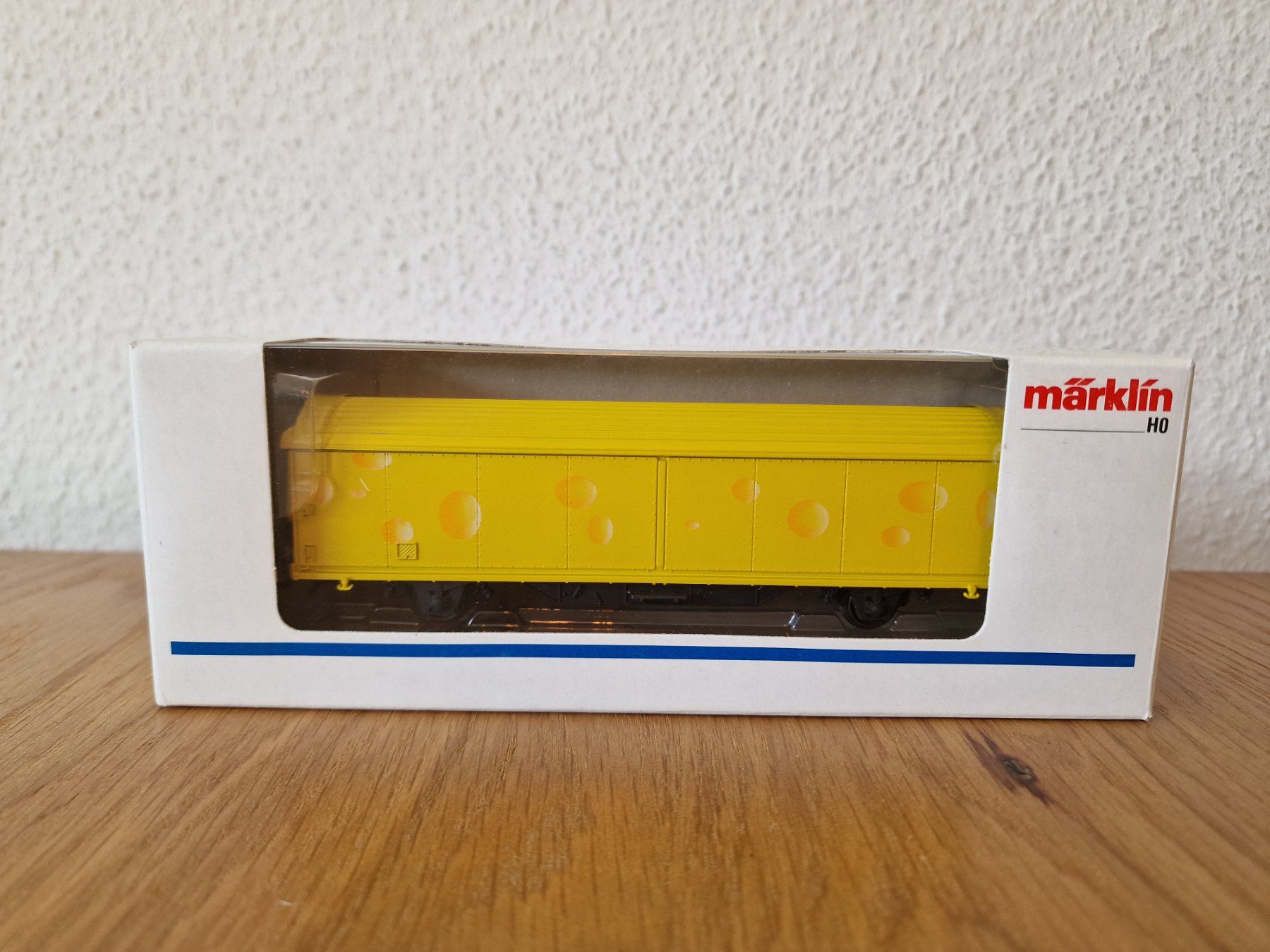 Märklin Modellini di ferrovie: Märklin Käse Güterwagen H0 – Usato da Matten b. Interlaken venduto da lor_hr9w 3