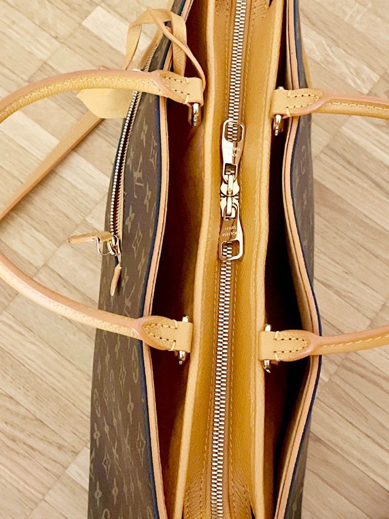 Louis Vuitton Taschen für Damen: NEU - LOUIS VUITTON POINTCOURT Tasche – Neu und originalverpackt aus Zurich von MX1000 3