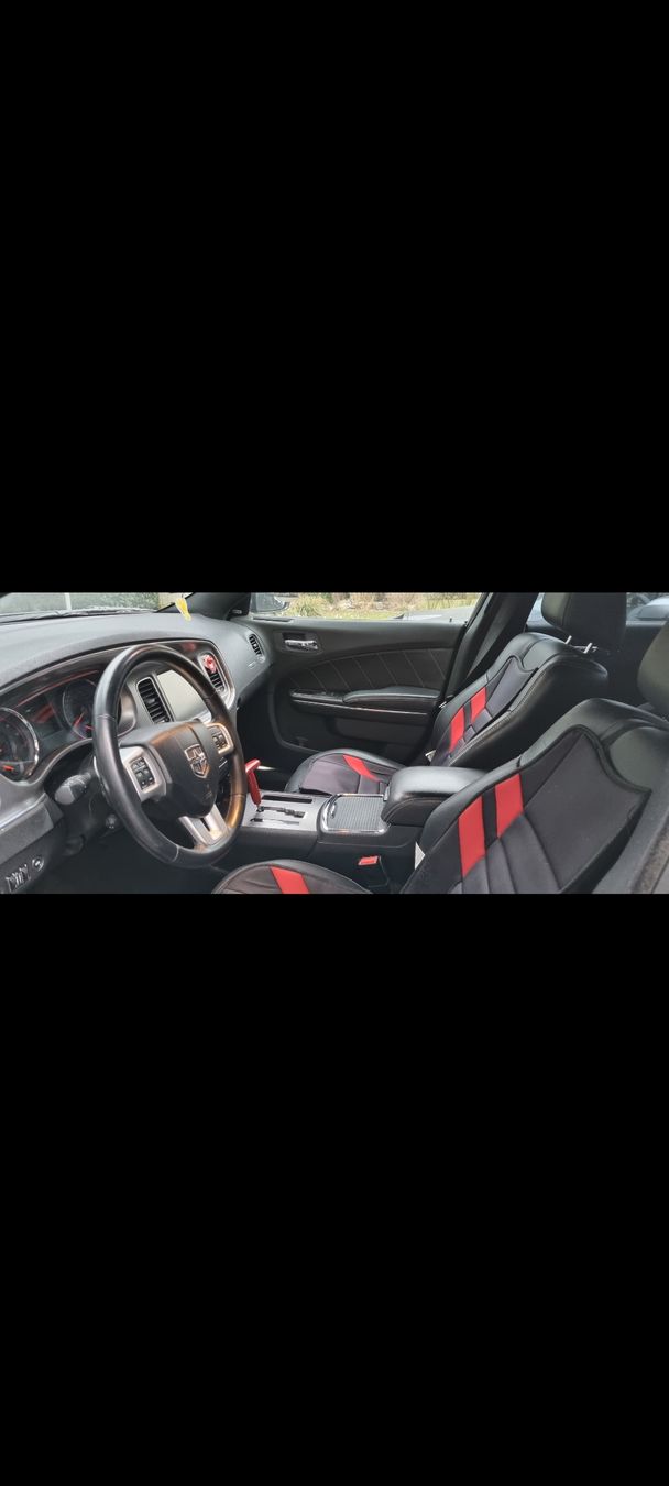 Dodge Automobili: Dodge Charger R/T 5.7l 2012 – Usato da Wenslingen venduto da Eyesore 4