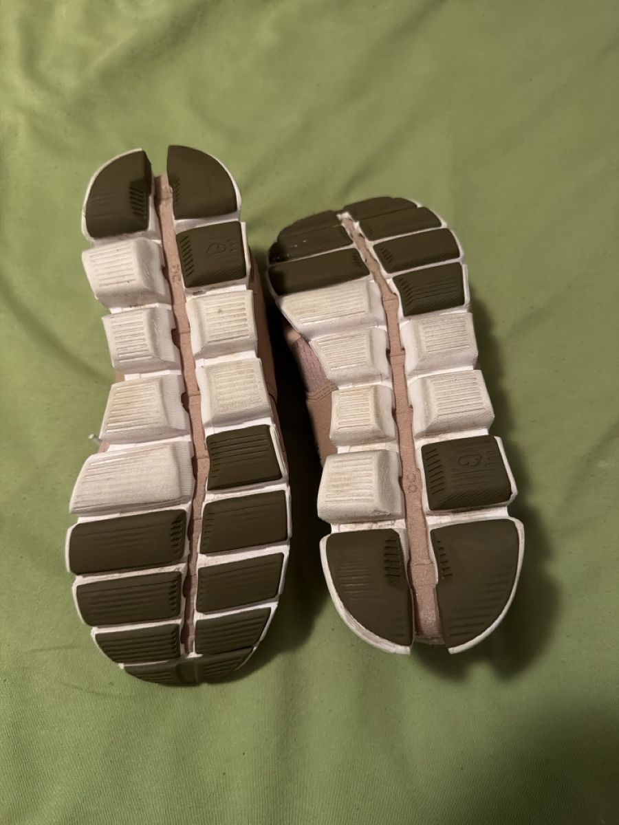 On Damenschuhe: ON shoes – Gebraucht aus Sementina von bru_vpp5 5