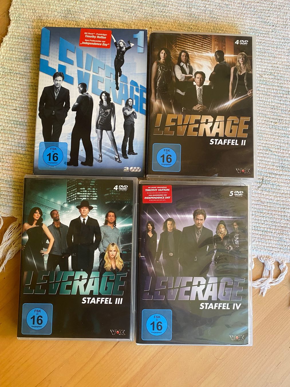 Tous les DVDs: Serie Leverage - Komplette Serie – D'occasion à Riemenstalden par engels_z