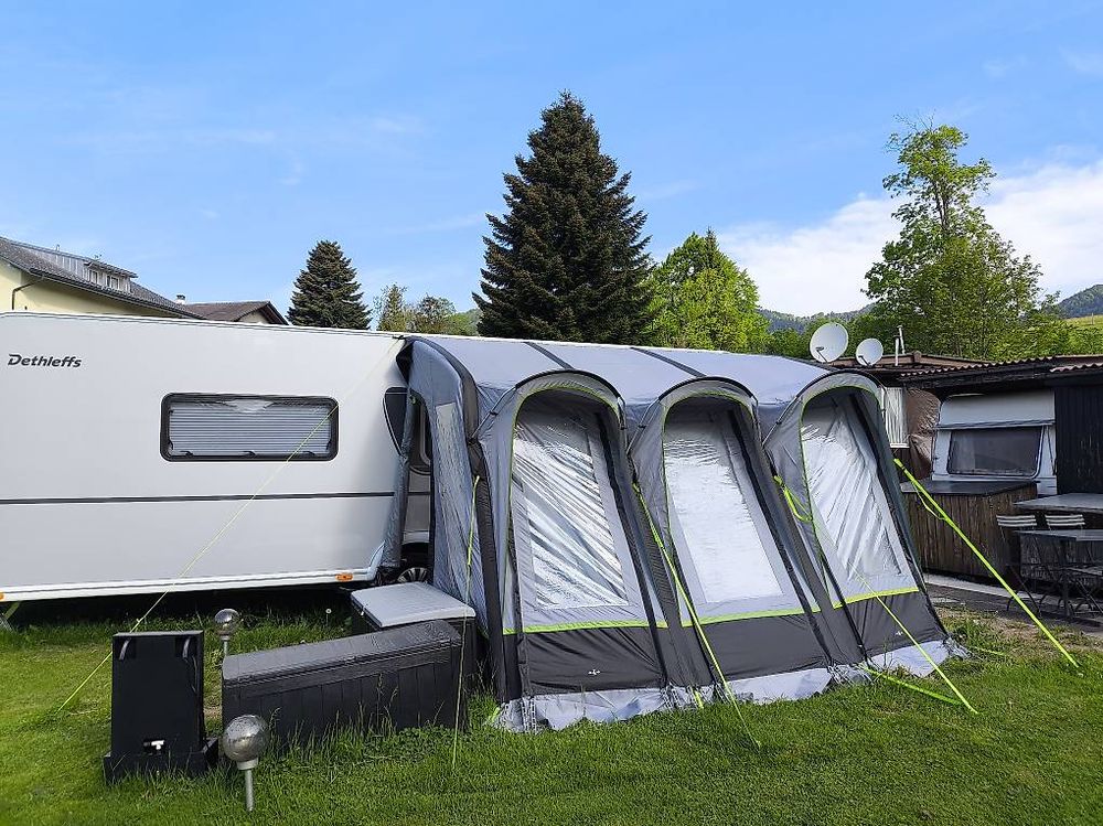 Vorzelte & Markisen: Caravan Luft Vorzelt 1 mal benutzt. Neuwertig  – Gebraucht aus Altendorf von Geniesser