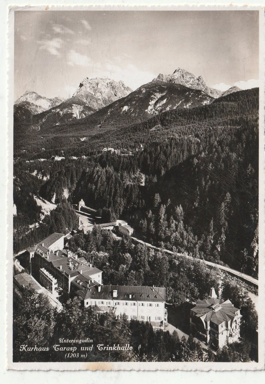 Cartoline postali: Kurhaus  Tarasp – Usato da Lumbrein venduto da made02