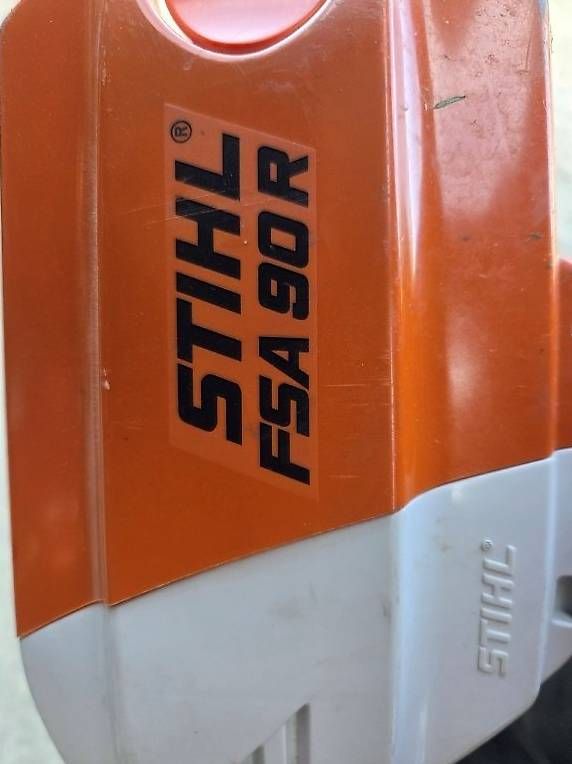 Tagliaerba: Stihl Akku Freischneider – Usato da Mettendorf TG venduto da 892421 2