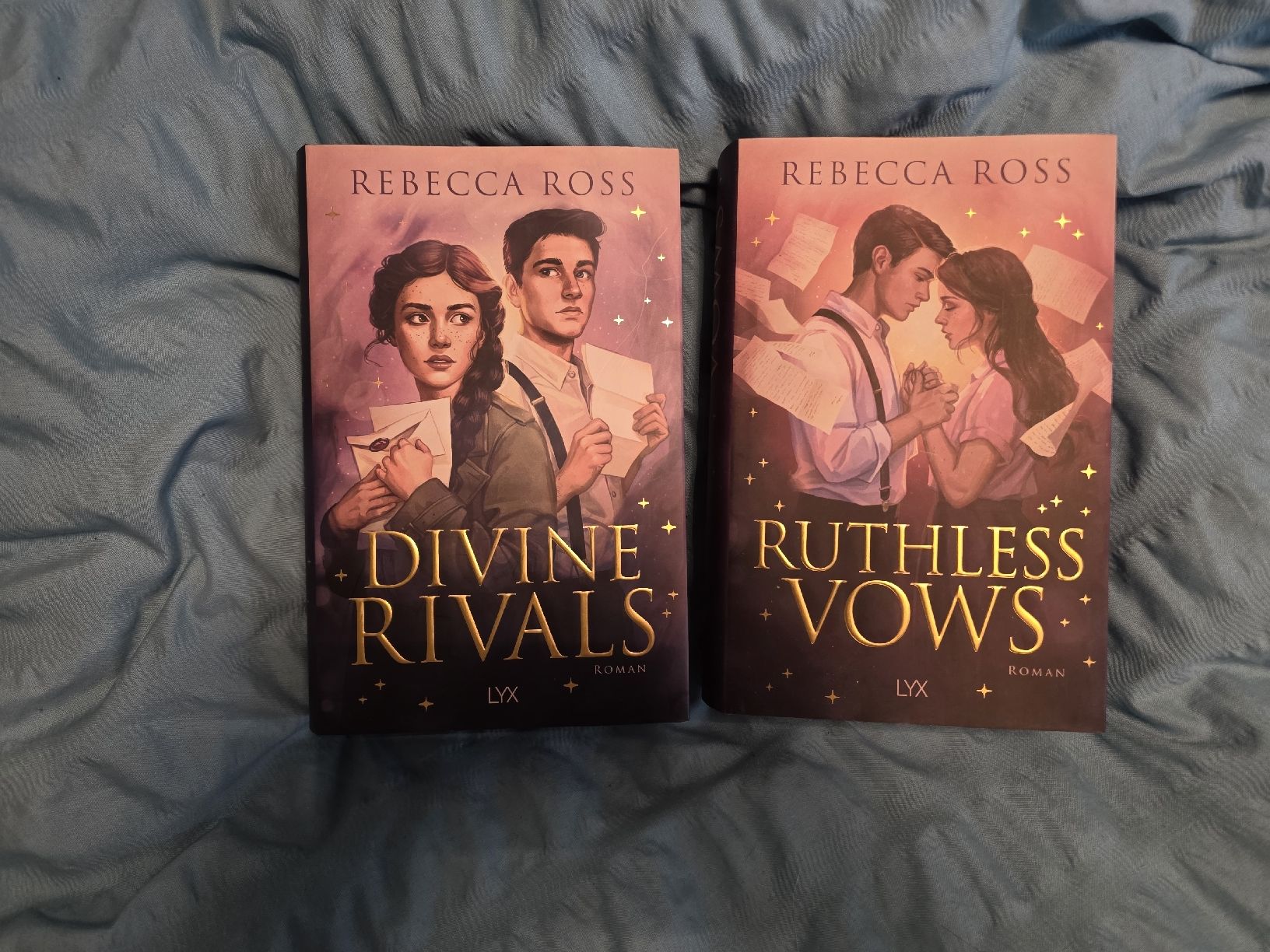 Libri: Bücher divine rivals – Nuovo (secondo la descrizione) da Erlen venduto da Noloka_green