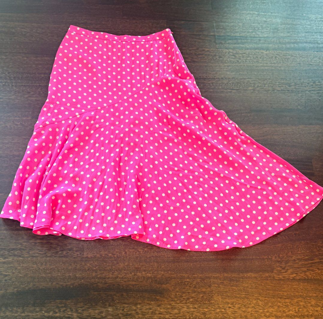 Essentiel Antwerp Gonne: Jupe Pink mit weissen Tupfen – Usato da Zürich venduto da inf_n82r 1