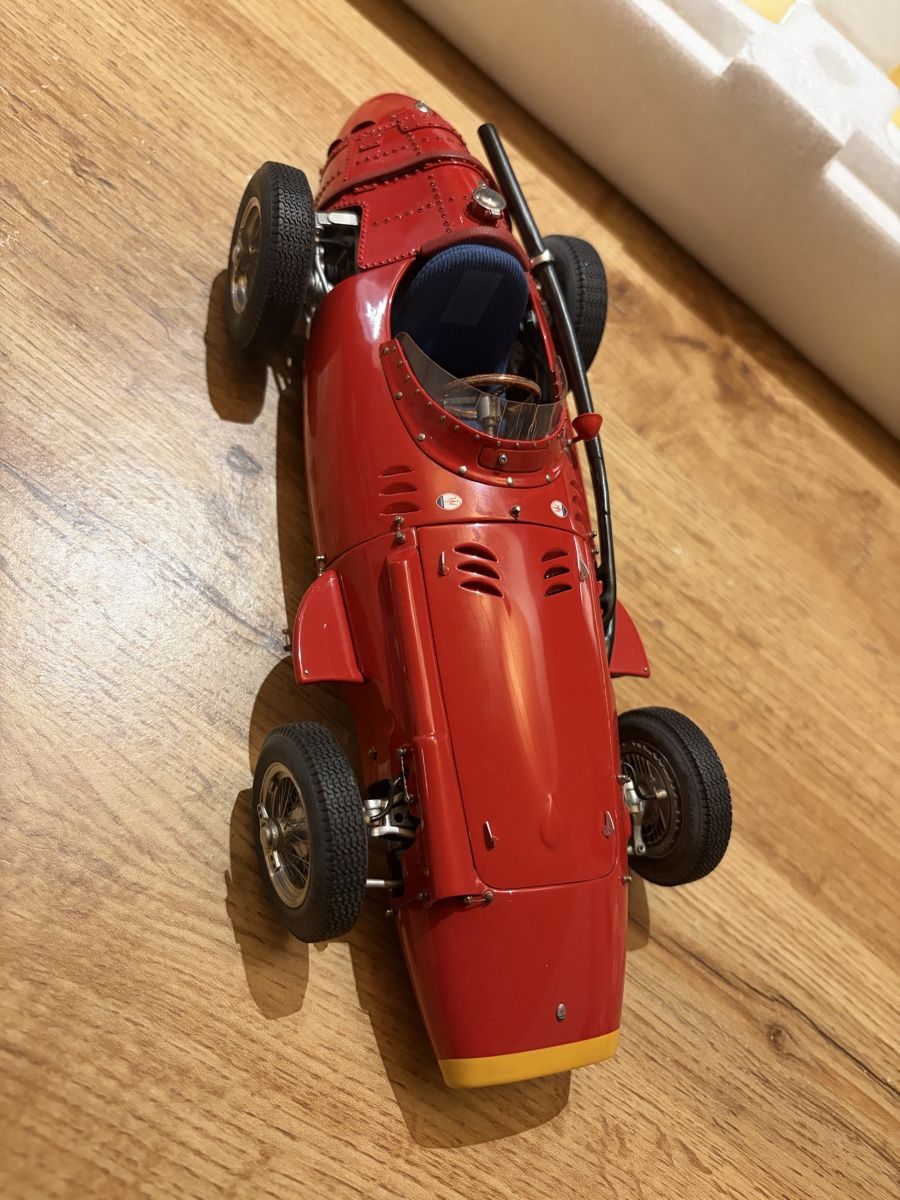 CMC Modellini d'auto: CMC Maserati 250F – Usato da Develier venduto da tia_kj9p 1