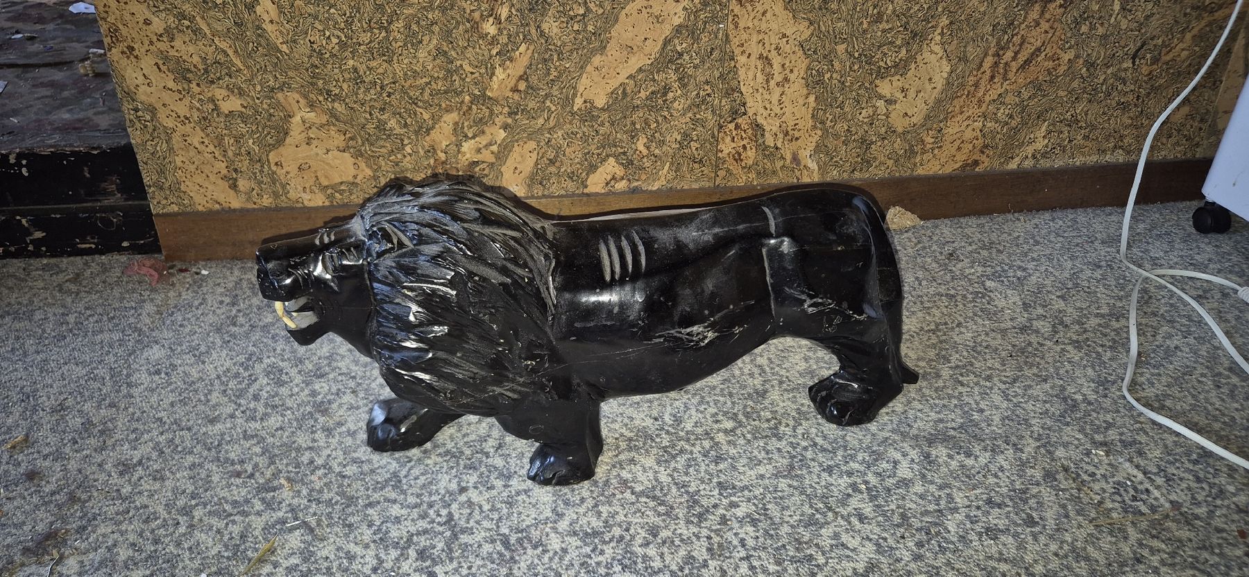 Figurines: Löwenfigur schwarz ca. 55cm Länge – D'occasion à Netstal par rin_qm2x