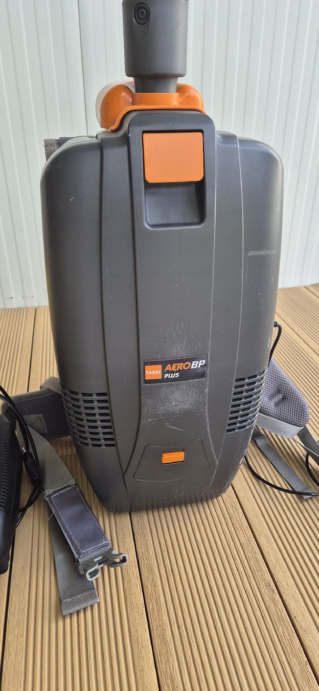 Staubsauger & Zubehör: Taski Aero BP- 8 Digital – Gebraucht aus Grenchen von Asus_ 4