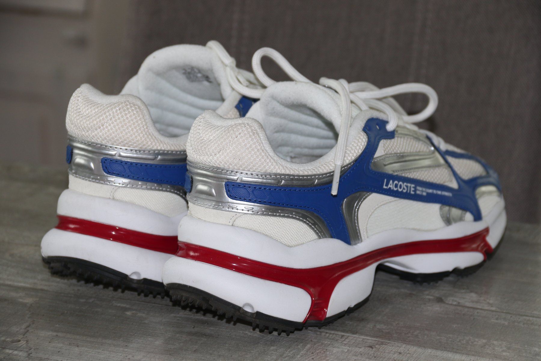 Lacoste Scarpe da uomo: Wunderschöne Schuhe von Lacoste eher Gr.43 wie neu – Nuovo (secondo la descrizione) da Oberwil-Lieli venduto da Svetlana28 4