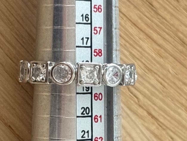Anelli: Luxus Elegante Gr.18:8 Ring  Memoire Silberfarben – Nuovo (secondo la descrizione) da Biel-Bienne venduto da Roserosse13 8