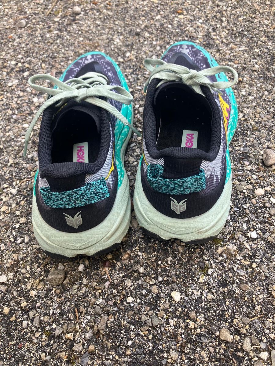 Hoka One One Damenschuhe: Hoka Speedgoat 6, taille 39 1/3 – Gebraucht aus Neuchâtel von Ralili 2