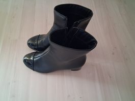 STIEFELETTE SCHWARZ 37