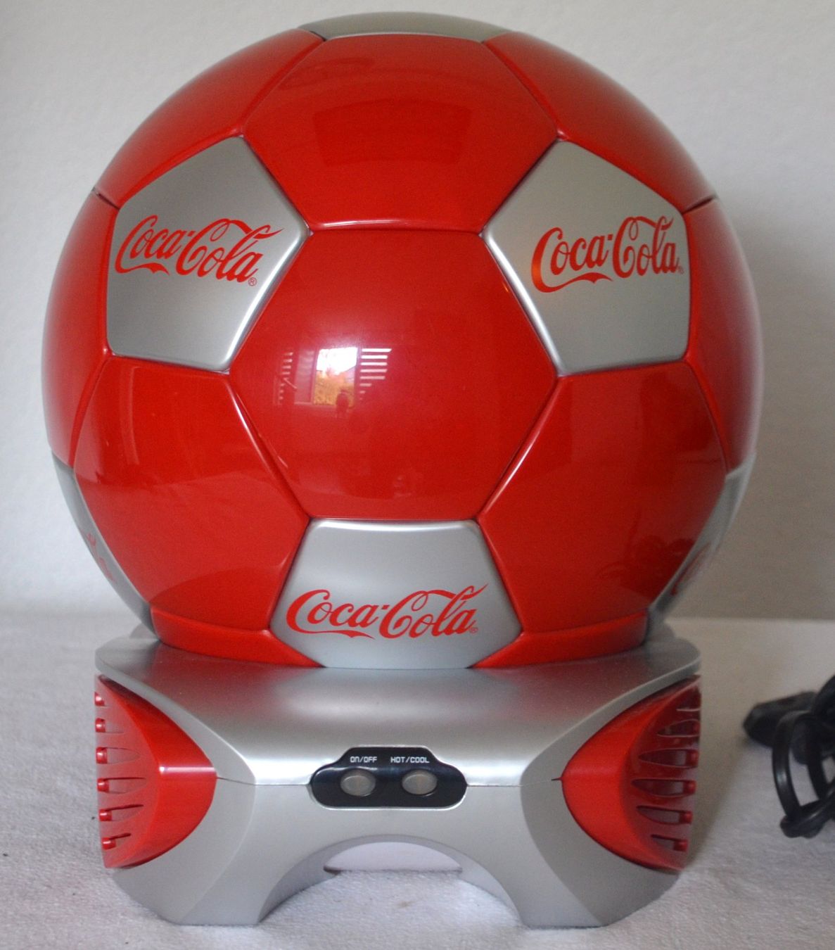 Coca-Cola Frigoriferi: Kühlschrank Coca Cola Cool  mini réfrigérateur – Usato da Collonges venduto da arashee