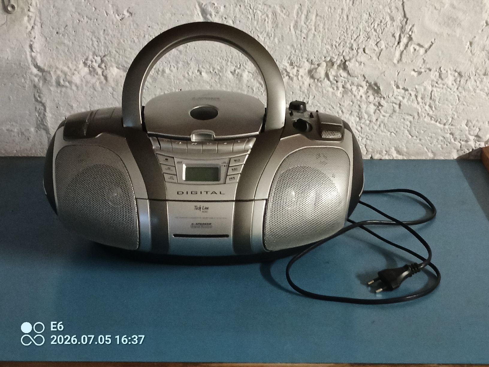 Radio: Radio mit CD-Player  Marke: Digital – Difettoso da Zürich venduto da Mitzi6