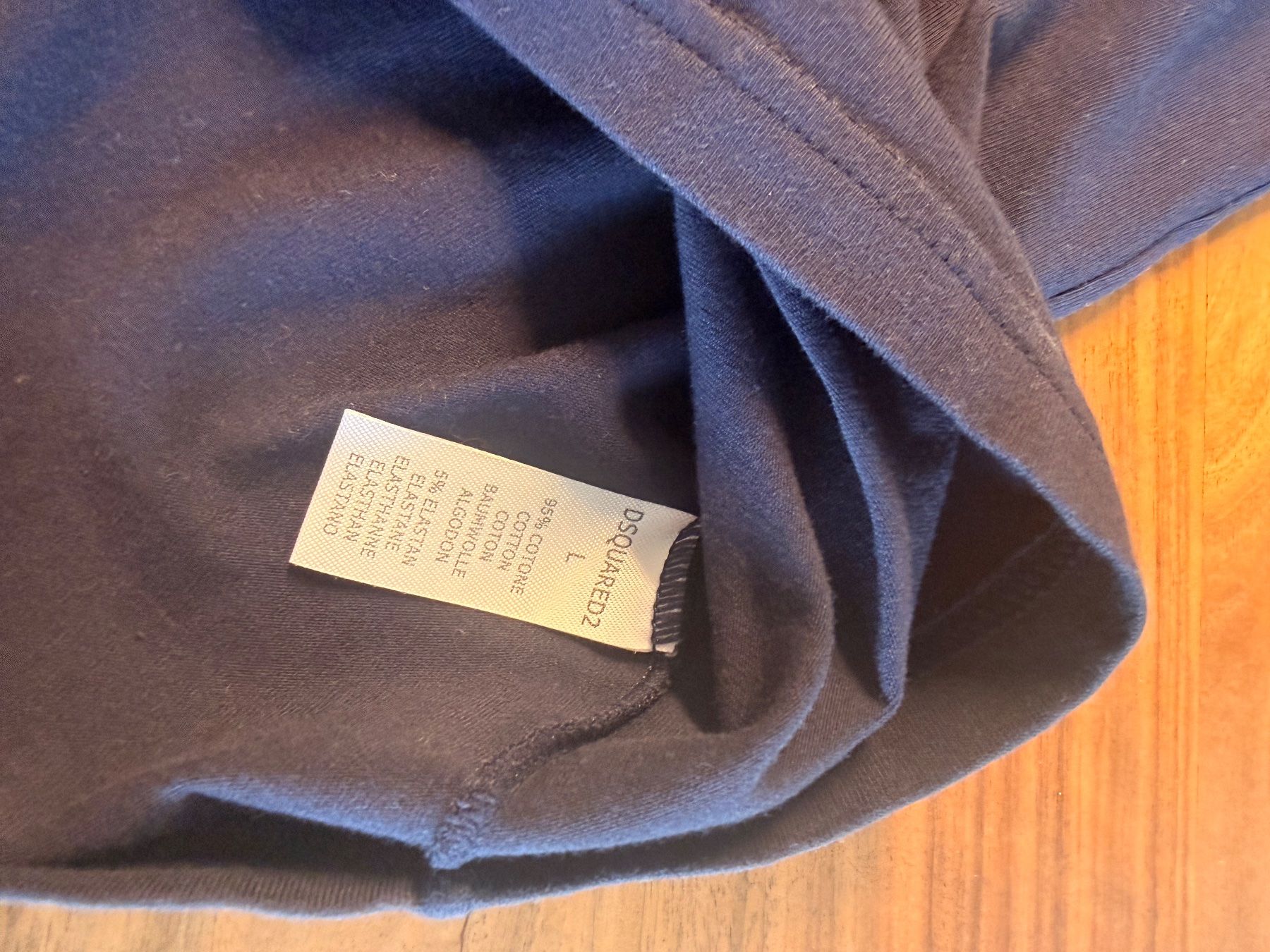 Dsquared2 T-shirt: Original DSQUARED2 T-Shirt Gr. L – Usato da Rüti ZH venduto da Maranello9 1