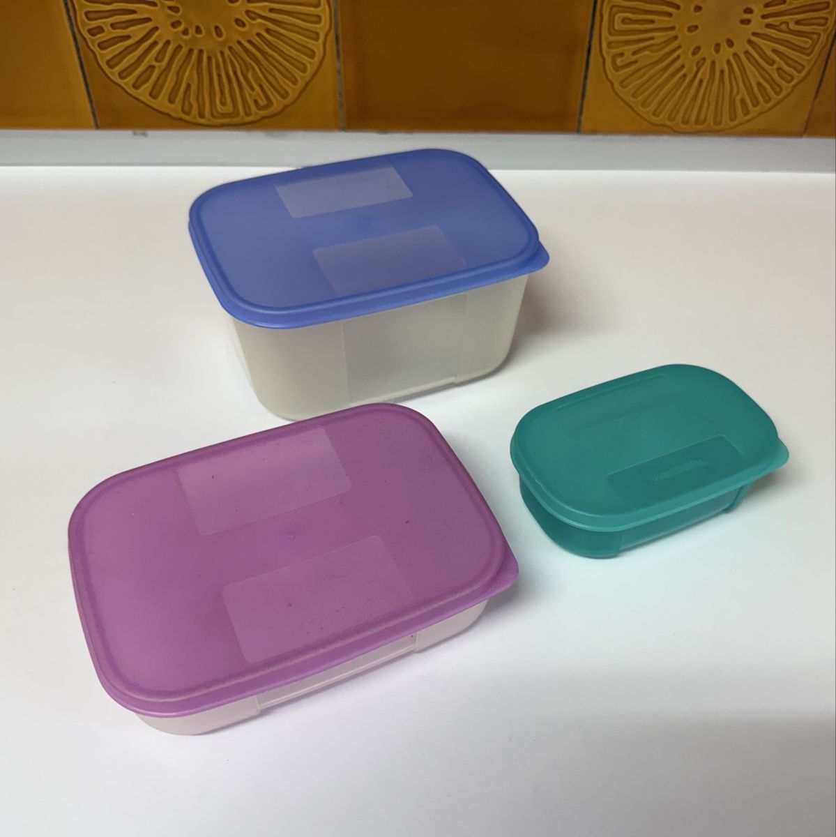 Tupperware Recipients et similaires: Tupperware Kühlschank Behälter – D'occasion à Gerlafingen par sternrose